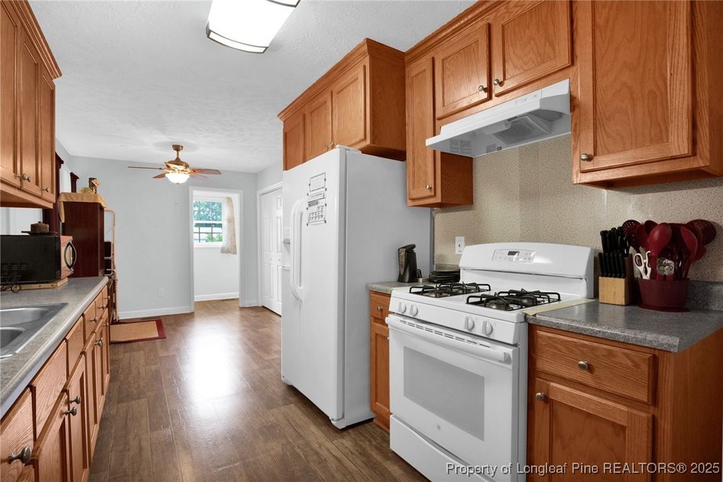 314 First Street, Pembroke, NC 28372 — photo 18