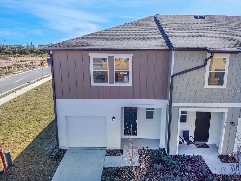 959 GRANDIN STREET, Davenport, FL 33837