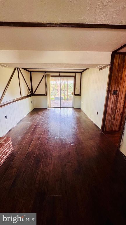 Image 15 of property listing at 708 UNIONTOWN RD, Westminster, MD 21158