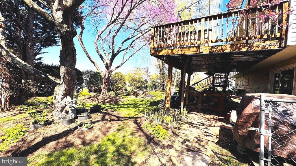 Image 6 of property listing at 708 UNIONTOWN RD, Westminster, MD 21158