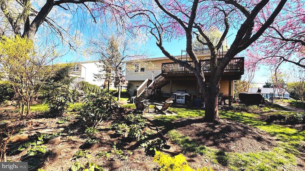 Image 8 of property listing at 708 UNIONTOWN RD, Westminster, MD 21158