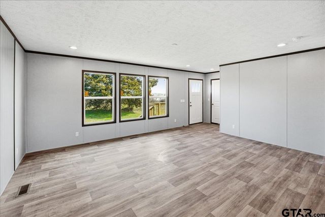 8886 Bayberry, Gilmer, TX 75645