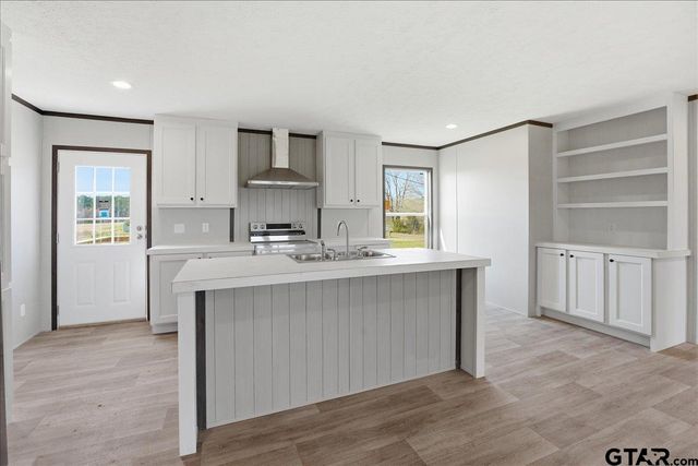 8886 Bayberry, Gilmer, TX 75645