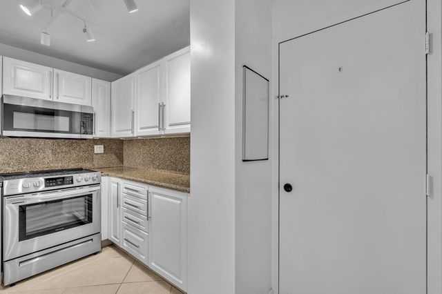 1600 SE 15th Street 305, Fort Lauderdale, FL 33316