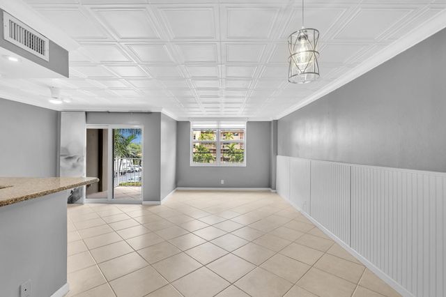 1600 SE 15th Street 305, Fort Lauderdale, FL 33316