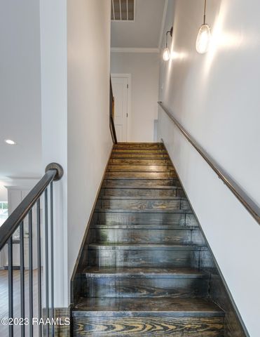 104 Whittington Drive N, Lafayette, LA 70503