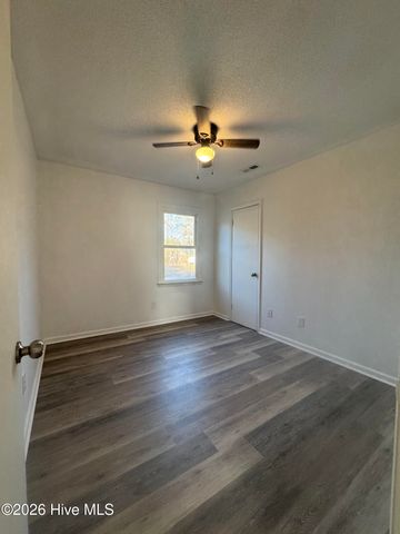 201 Blake Court, Jacksonville, NC 28540