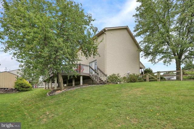 314 WINDING WAY, Womelsdorf, PA 19567