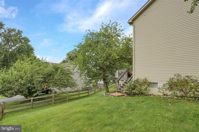 314 WINDING WAY, Womelsdorf, PA 19567