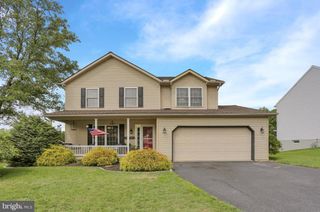 314 WINDING WAY, Womelsdorf, PA 19567