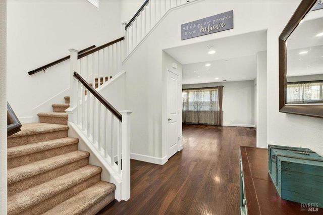 578 Burgundy St, Vacaville, CA 95687