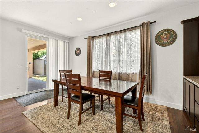 578 Burgundy St, Vacaville, CA 95687