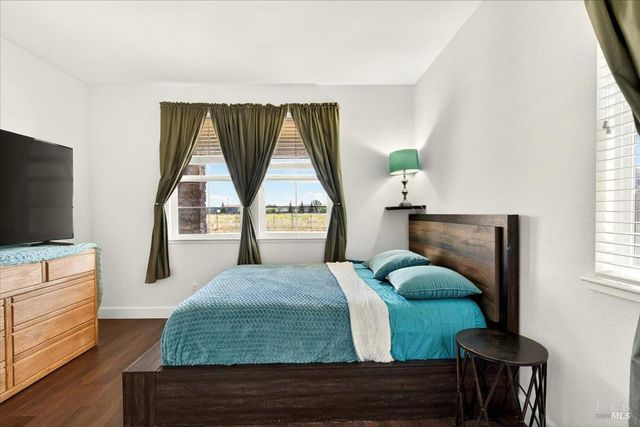 578 Burgundy St, Vacaville, CA 95687