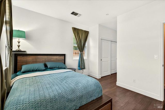 578 Burgundy St, Vacaville, CA 95687