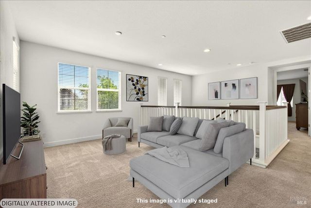 578 Burgundy St, Vacaville, CA 95687