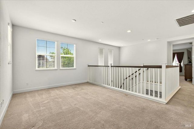 578 Burgundy St, Vacaville, CA 95687
