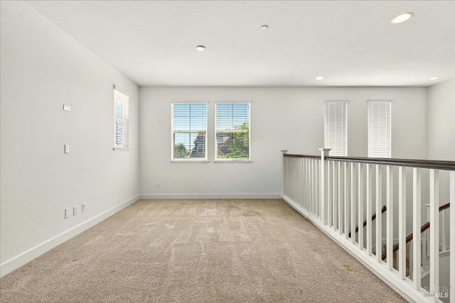 578 Burgundy St, Vacaville, CA 95687