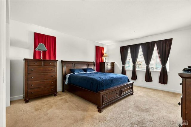 578 Burgundy St, Vacaville, CA 95687