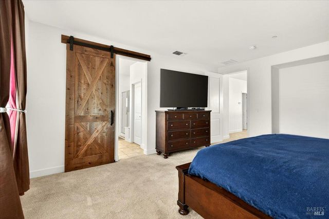 578 Burgundy St, Vacaville, CA 95687