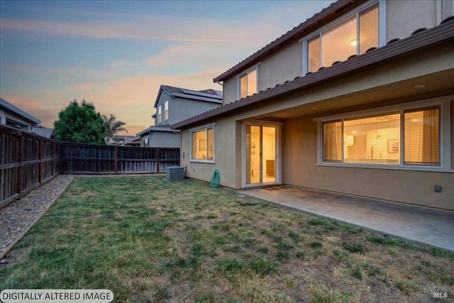 578 Burgundy St, Vacaville, CA 95687