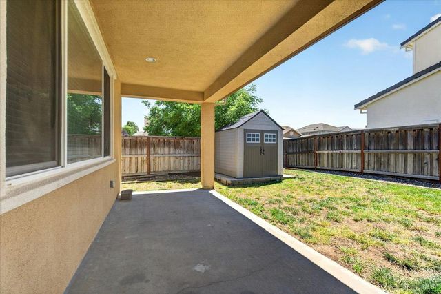 578 Burgundy St, Vacaville, CA 95687