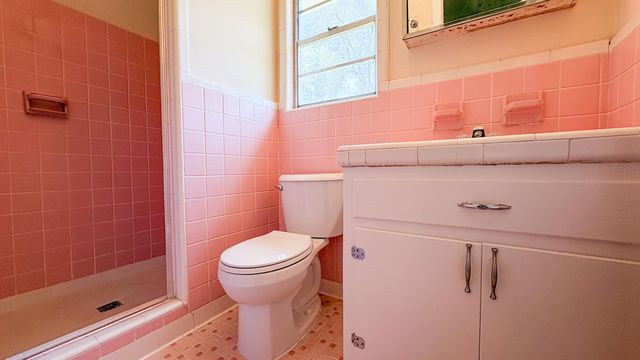 208 George Street, Walterboro, SC 29488
