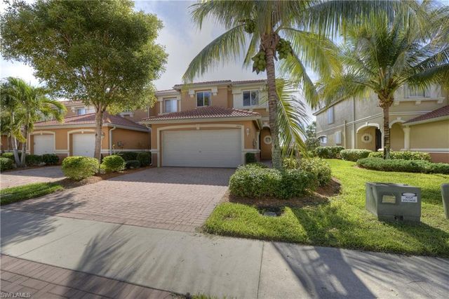 2426 Laurentina LN, Cape Coral, FL 33909