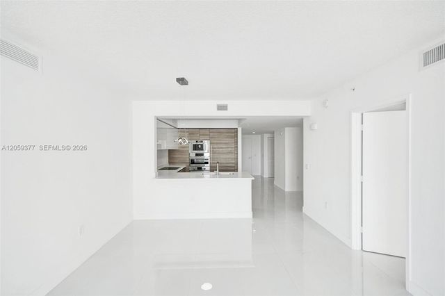 330 Sunny Isles Blvd 5-805, Sunny Isles Beach, FL 33160