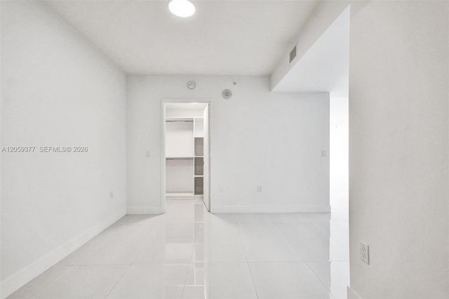 330 Sunny Isles Blvd 5-805, Sunny Isles Beach, FL 33160