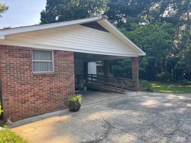 866 Warwick Drive, Macon, GA 31210