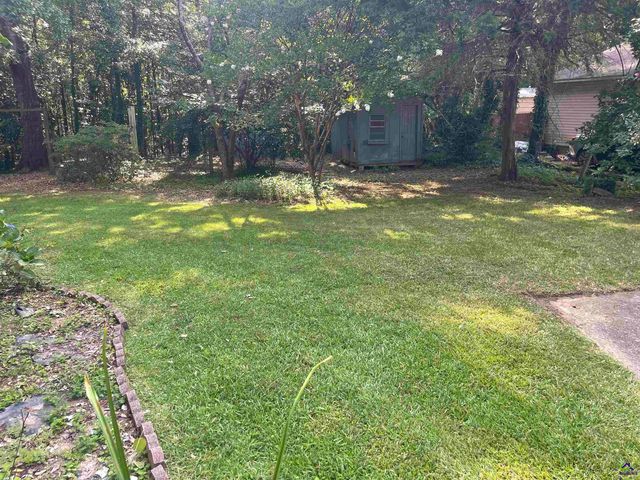 866 Warwick Drive, Macon, GA 31210