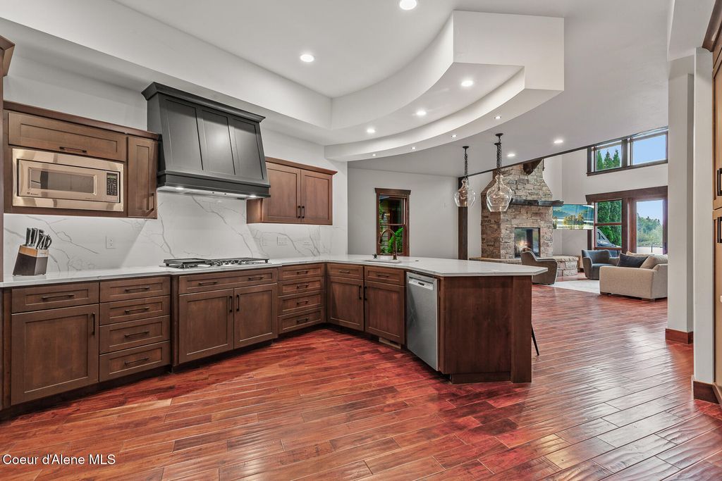 1350 W Bellerive LN, Coeur d'Alene, ID 83814 photo 12