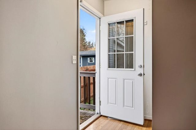 616 GRUBERT AVE, Staunton, VA 24401