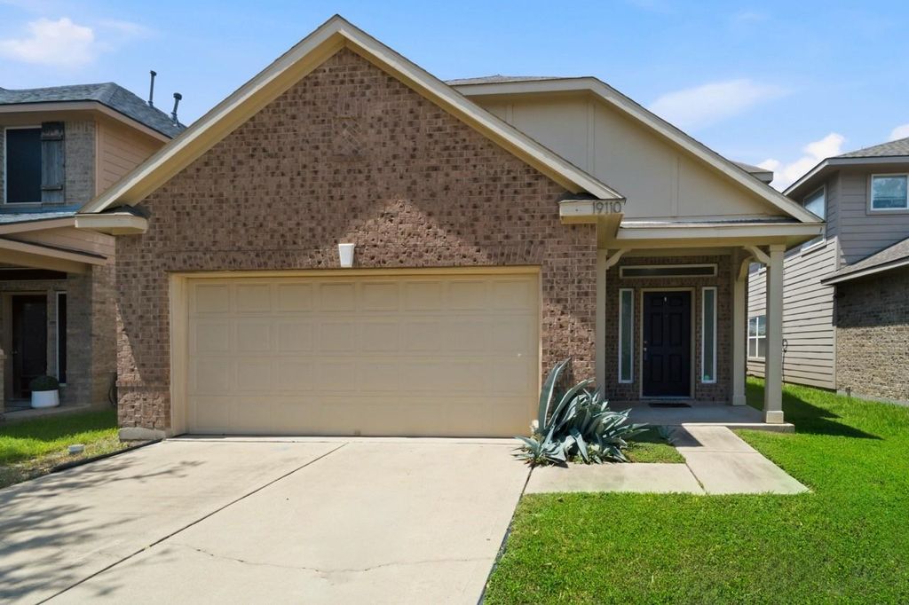 19110 Walbrook Meadows Lane, Cypress, TX 77433
