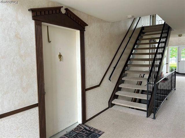 34751 Kimberly Drive 1, Sterling Heights, MI 48312