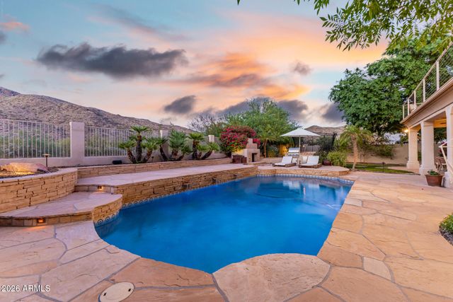 1234 E DESERT FLOWER Lane, Phoenix, AZ 85048