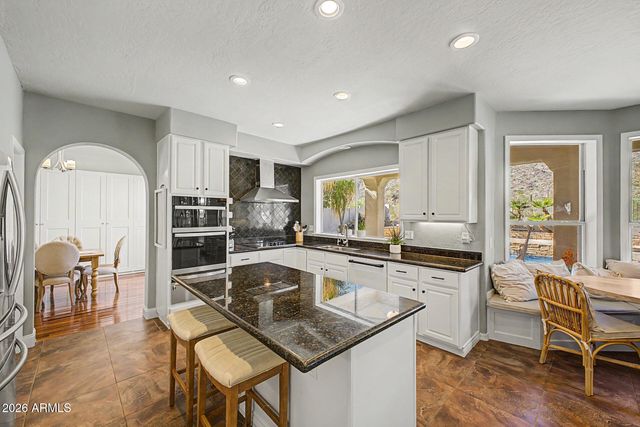 1234 E DESERT FLOWER Lane, Phoenix, AZ 85048