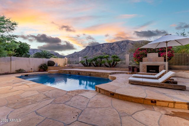 1234 E DESERT FLOWER Lane, Phoenix, AZ 85048