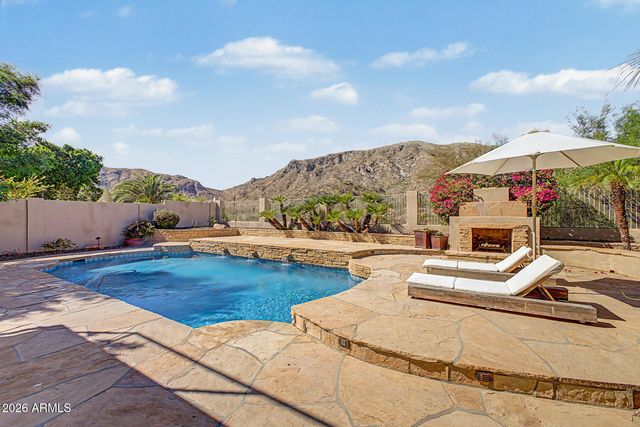 1234 E DESERT FLOWER Lane, Phoenix, AZ 85048