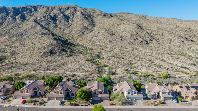 1234 E DESERT FLOWER Lane, Phoenix, AZ 85048