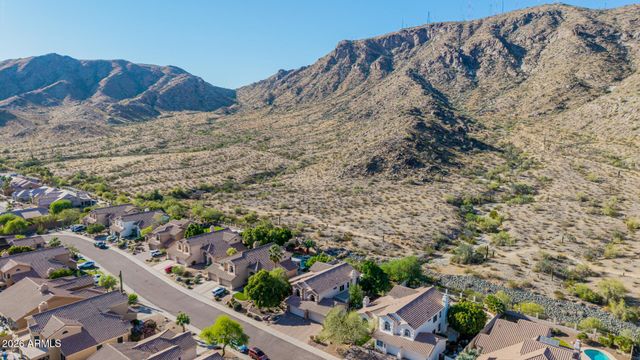 1234 E DESERT FLOWER Lane, Phoenix, AZ 85048