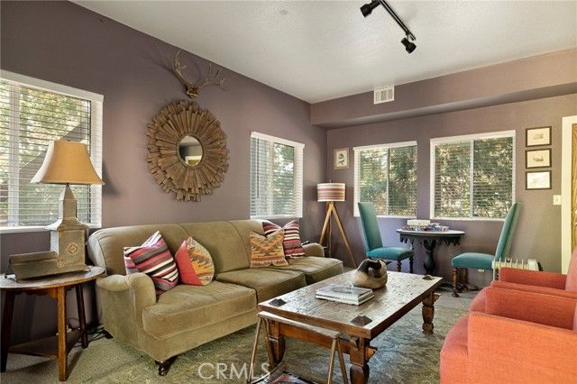 446 Cedarbrook Drive, Lake Arrowhead, CA 92391