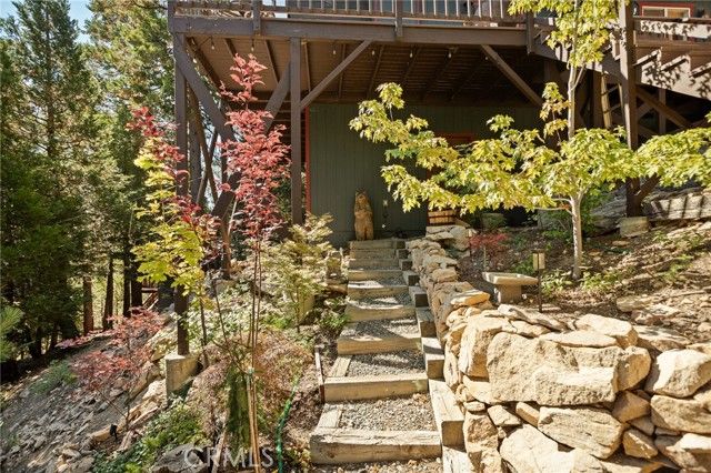 446 Cedarbrook Drive, Lake Arrowhead, CA 92391