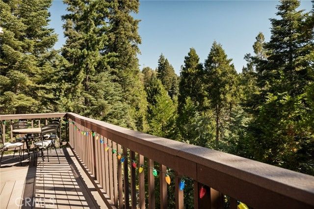 446 Cedarbrook Drive, Lake Arrowhead, CA 92391