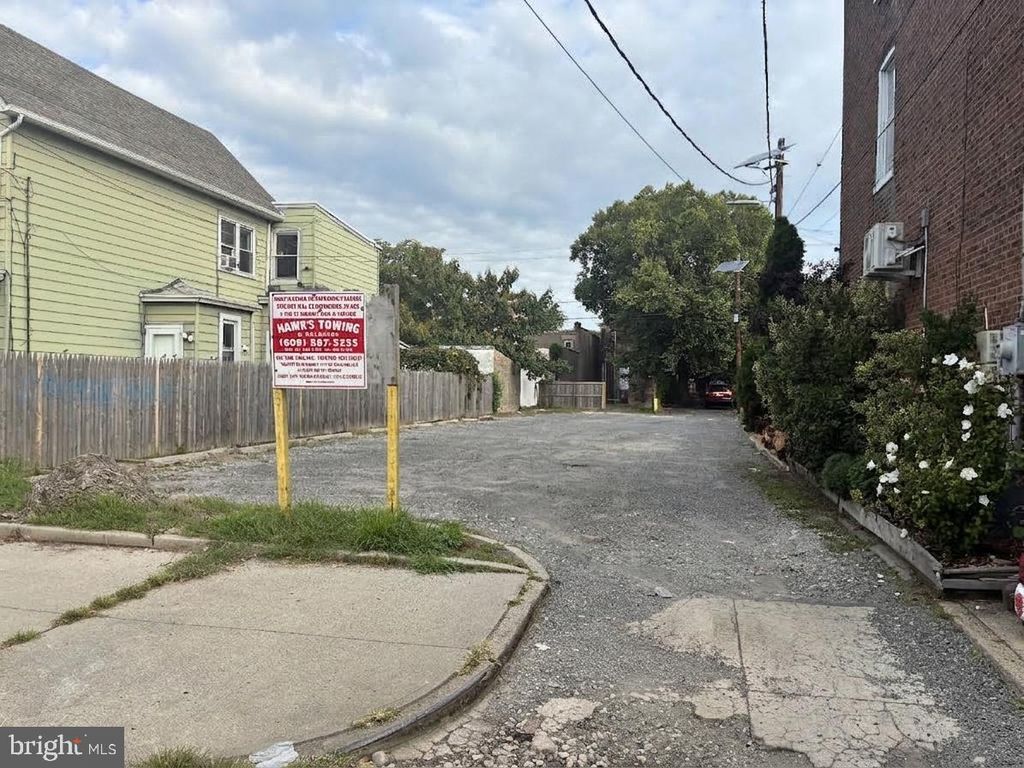 60 BAYARD ST, Trenton, NJ 08611 — exterior