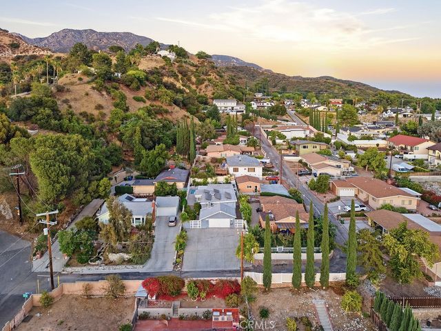 6951 Bellclaire, Tujunga, CA 91042