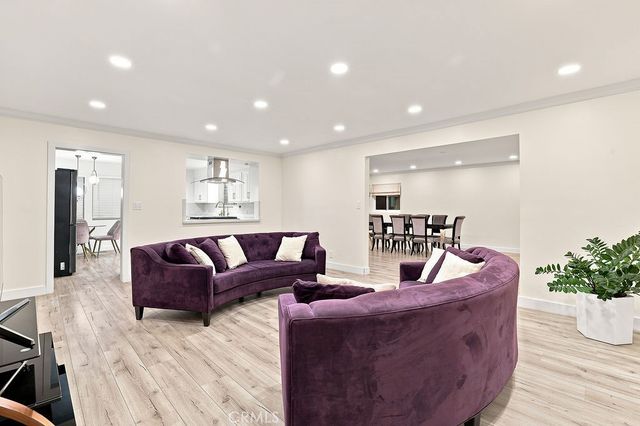 6951 Bellclaire, Tujunga, CA 91042