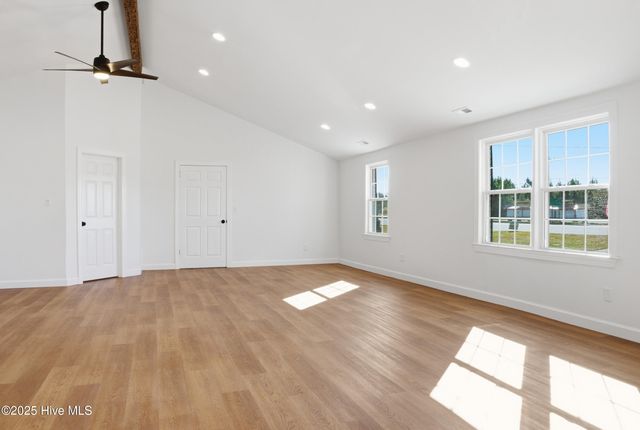 2141 Caratoke Highway, Moyock, NC 27958