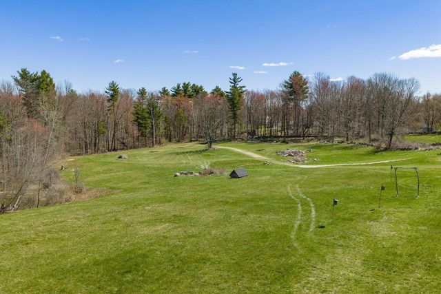 393 High Street, Candia, NH 03034