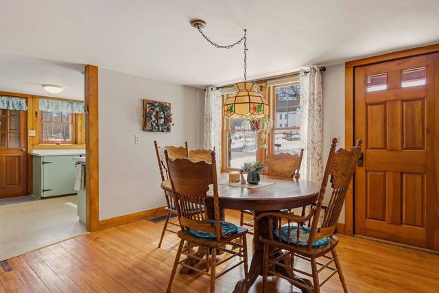 393 High Street, Candia, NH 03034